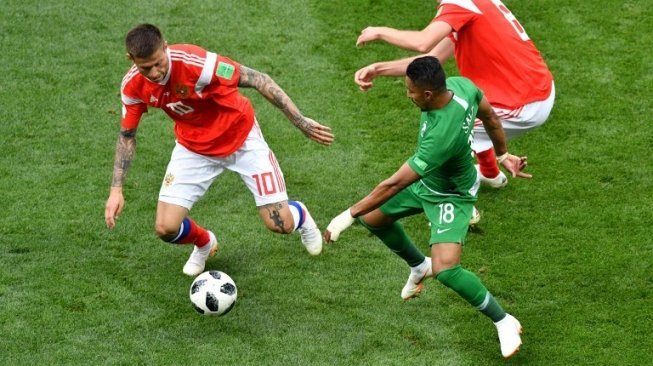 Pesta Gol ke Gawang Saudi, Rusia Pimpin Grup A