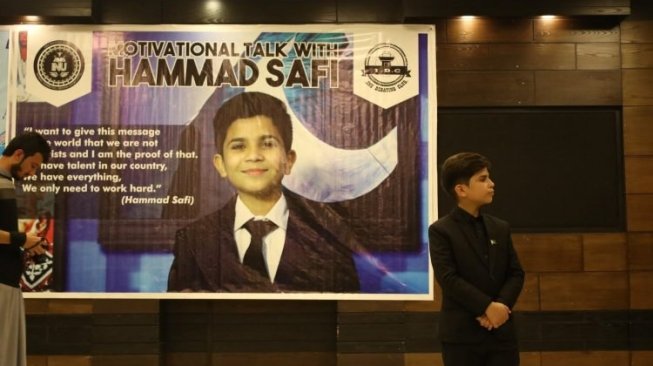 Kisah Bocah Muslim Asal Pakistan,Motivator Termuda di Dunia