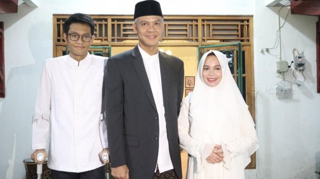 Ganjar Pranowo Ucap Selamat Idul Fitri kepada Sudirman Said