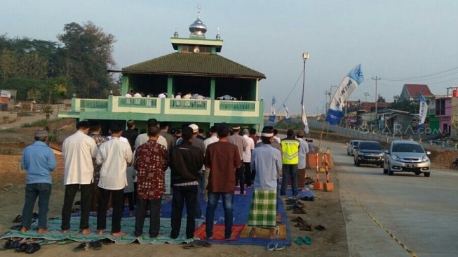 Pemudik Ini Beruntung Salat Id Pertama dan Terakhir di Masjid ini