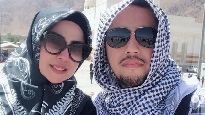 Sunan Kalijaga dan istri, Heidy Sunan. (Instagram)