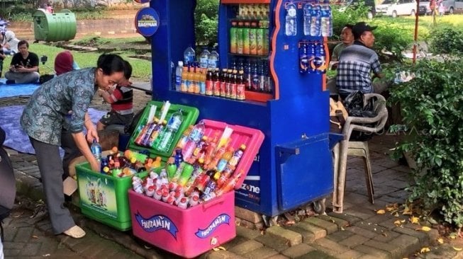 Lebaran, Pedagang Kecil di Ragunan Untung Sampai Rp 1,5 Juta