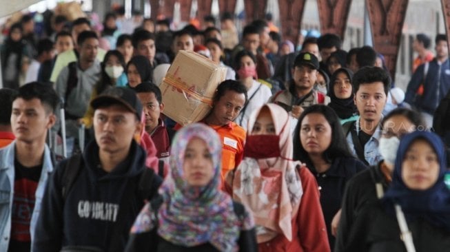 Kasus Diungkap Polisi, KAI Bantah Marak Calo Rapid Test di Stasiun Senen