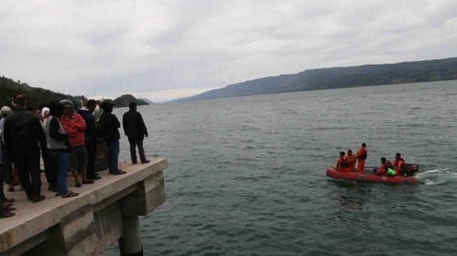 Cerita Pilu Sekeluarga Jadi Korban Kapal Tenggelam di Danau Toba