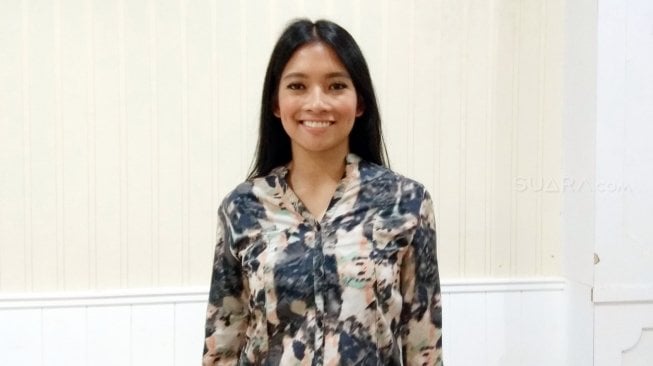 Pemenang Putri Indonesia 2015 yang kini menjabat Jubir Kemenpora, Anindya Kusuma Putri, saat ditemui di Wisma Kemenpora, Senayan, Jakarta Pusat, Kamis (21/6/2018). [Suara.com/Arief Apriadi]