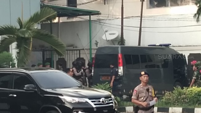 Tiba di Pengadilan, Aman Abdurrahman Diisolasi di Ruang Khusus