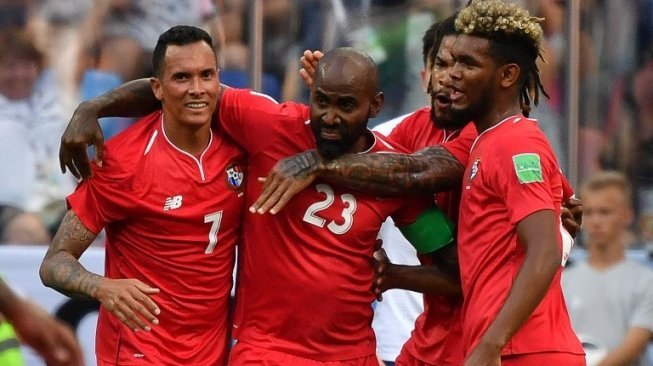 Pemain Panama saat merayakan gol penghibur saat melawan Inggris. (Dimitar DILKOFF / AFP)