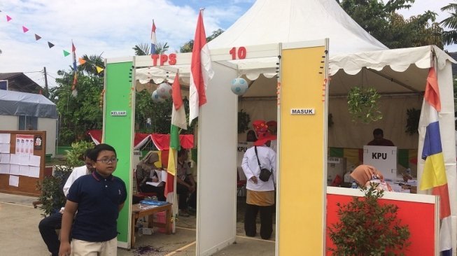 TPS di Depok Ini Berasa Festival di Luar Negeri