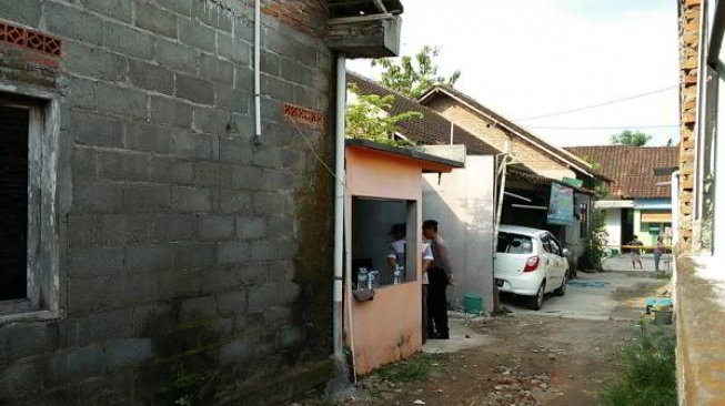 Densus 88 Antiteror Tangkap Tukang Bubur Ayam