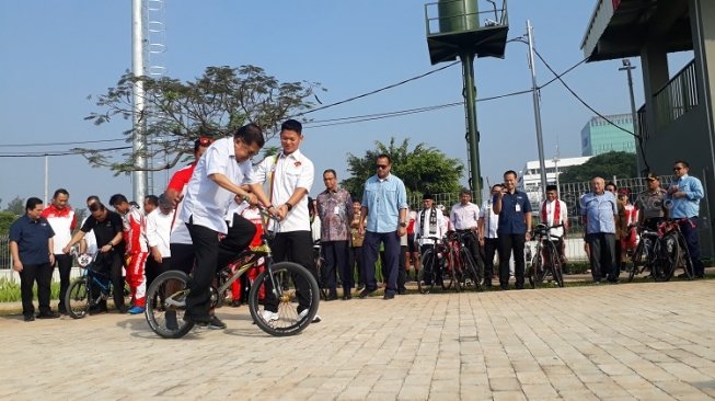 Keliling Venue Asian Games, JK Jajal Sepeda BMX