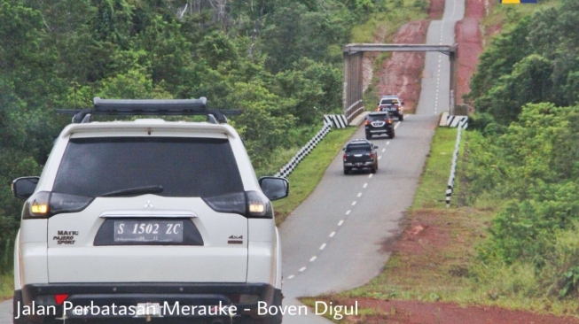 Jalan perbatasan Merauke - Boven Digul [Biro Komunikasi Publik Kementerian PUPR].