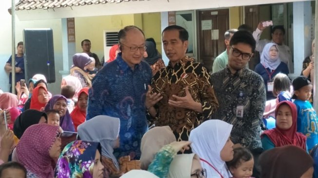 Jokowi dan Presiden Bank Dunia Blusukan Lihat Penanganan Stunting