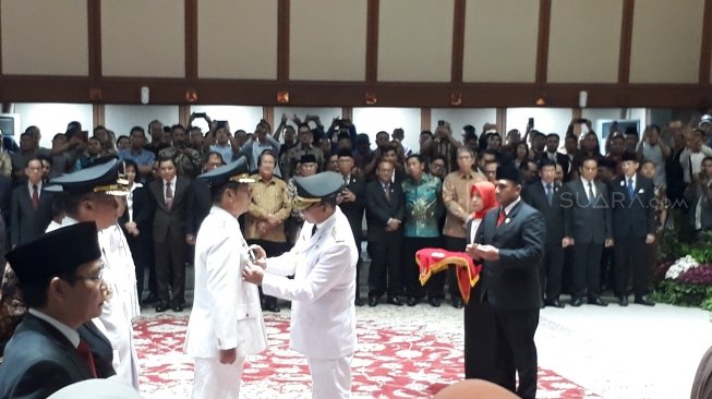 Anies Lantik 5 Wali Kota, sampai Kepala Dinas