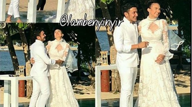 Dimas Anggara dan Nadine Chandrawinata resmi menikah. (Instagram)