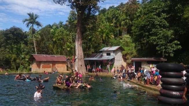 Segar, Mari ke Pemandian Mato Aie Paninggahan, Solok