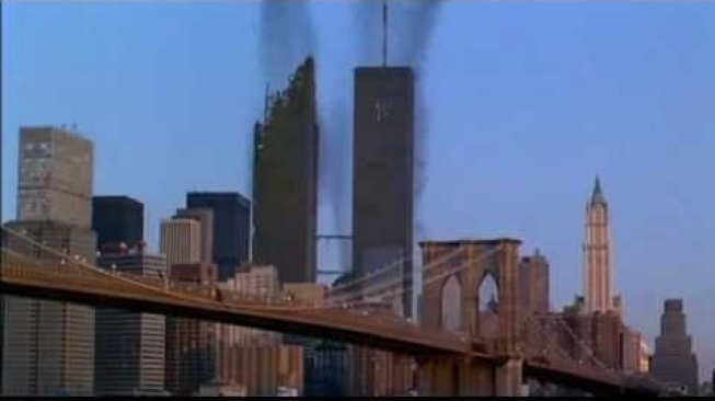 Tragedi menara kembar World Trade Centre (WTC) Amerika Serikat pada 11 September 2001. (www.dangerdolan.tv)