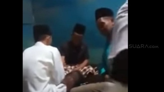 Mengharukan! Sukardin Nikahi Jenazah Kekasihnya