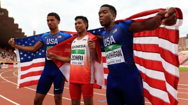 Atlet lari Indonesia, Lalu Muhammad Zohri berhasil meraih medali emas di nomor lari 100 meter putra pada Kejuaraan Dunia Atletik U-20 di Tampere, Finlandia, Rabu (11/07/2018) [Humas PB PASI].