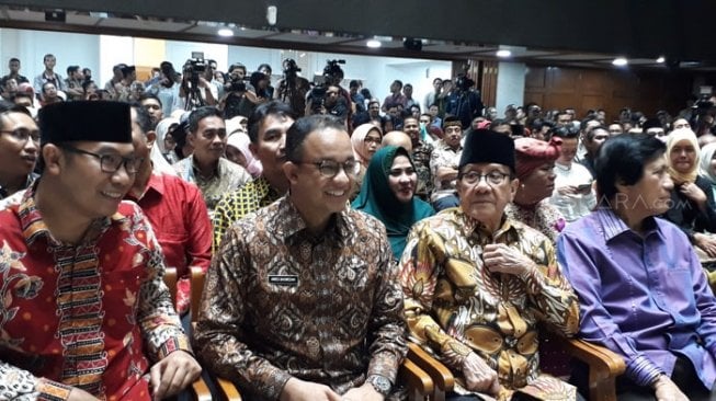 Terang-terangan Akbar Tandjung Dukung Anies Nyapres, Ketua DPP Klaim Golkar Solid Dukung Airlangga Jadi Capres