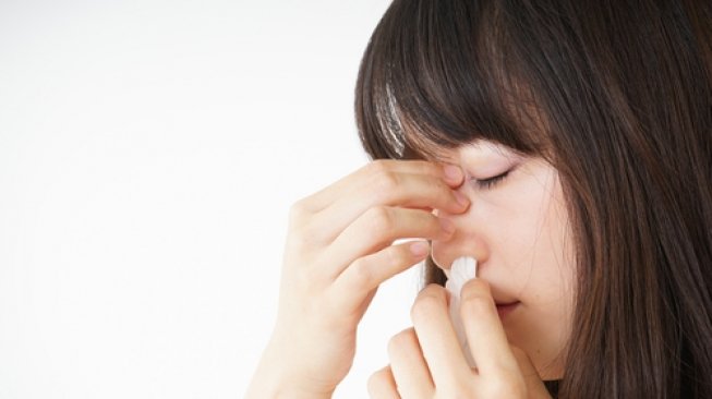 Ilustrasi hidung berdarah atau mimisan. (Shutterstock)