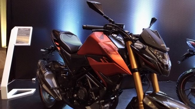 New Honda CB150R StreetFire diperkenalkan di Jakarta, Jumat (13/7). [Suara.com/Manuel Jeghesta Nainggolan]