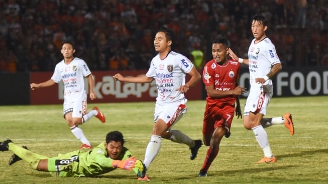 Laga Persija Jakarta vs Bali United di Stadion Sultan Agung, Kabupaten Bantul, Daerah Istimewa Yogyakarta, Selasa (17/7/2018) malam. (Media Persija)   