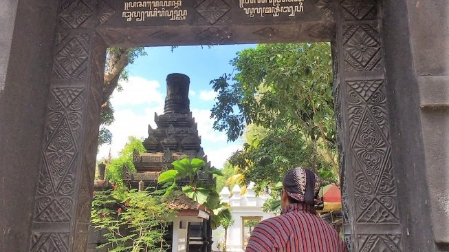 Misteri : Sosok Terpancung Tiga di Tangga Makam Imogiri