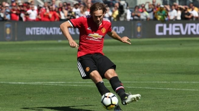 'Ditendang' MU, Daley Blind Mudik ke Ajax