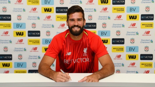 Liverpool Resmi Gaet Alisson Becker dari AS Roma