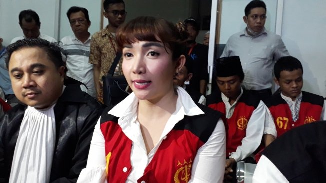 Roro Fitria Jadi Guru Tari di Penjara