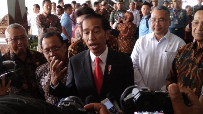 Difitnah dan Dihina Selama 4,5 Tahun, Jokowi: Ya Allah, Akan Saya Lawan!