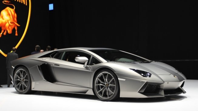Best 5 Oto: Mobil Listrik Presidensi G20, APAR di Lamborghini Aventador Raffi Ahmad