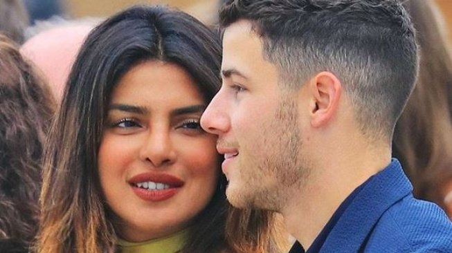 Priyanka Chopra dan Nick Jonas. (Instagram)