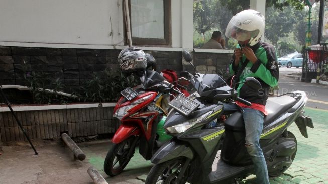 Ojol Dapat Order Mencurigakan, Saat Dihampiri Malah Menyentuh Hati