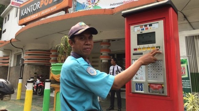 Parkir Meter Era Ahok Tergantikan dengan Aplikasi Jukir Anies