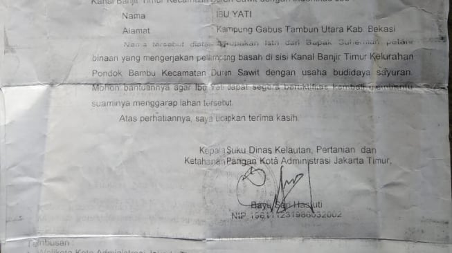 Aneh, Dinas Sosial Izinkan Orang Tinggal di Kolong Jembatan