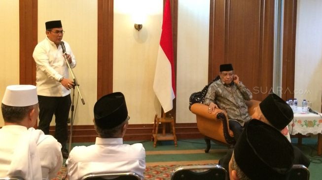 Perwakilan para Kiai Nahdlatul Ulama (NU) menemui Ketua Umum PBNU Said Aqil Siroj di Gedung PBNU, Jalan Keramat Raya, Senen, Jakarta Pusat, Sabtu (4/8/2018). [Suara.com/Muhamad Yasir]