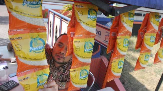 Beras Sachet Mulai Disosialisasikan Bulog di Tangerang