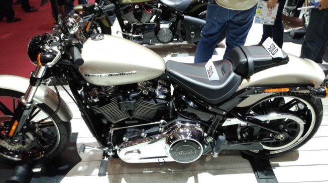 Hampir Rp 1 Miliar, Harley-Davidson Breakout Ludes di GIIAS 2018