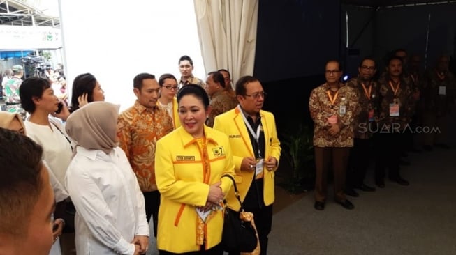 4 Kritik Keluarga Cendana ke Jokowi, dari Utang Sampai Cangkul