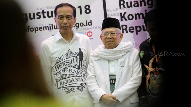  Kedatangan Jokowi ke KPU untuk melakukan pendaftaran Pilpres 2019.[Suara.com/Oke Dwi Atmaja]