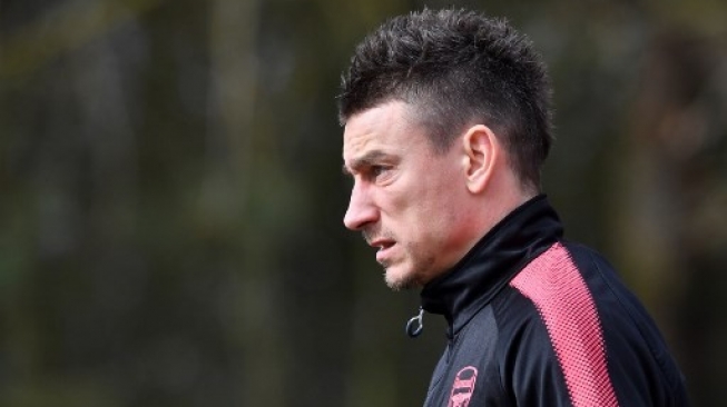 Kukuh Tinggalkan Arsenal, Laurent Koscielny Indisipliner