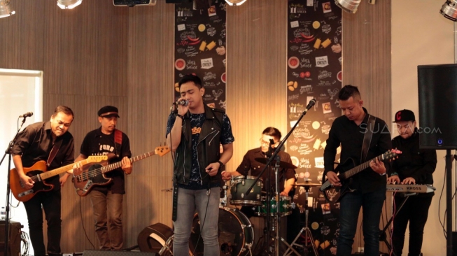 The Jawara meluncurkan debut album, Racun Cinta, di kawasan Kemang, Jakarta Selatan, Rabu (8/8/2018). 