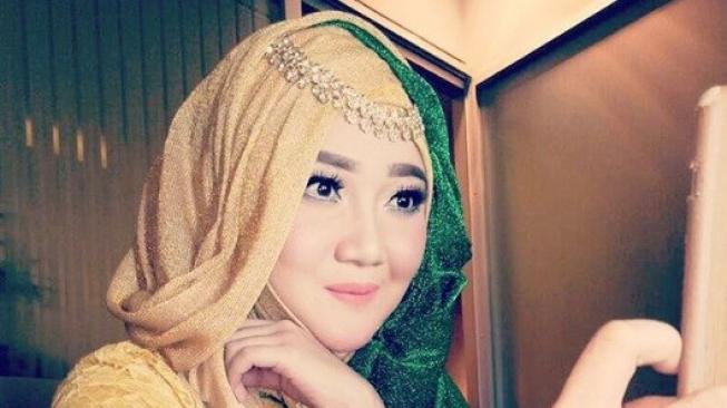 Sulis Teman Duet Haddad Alwi Sudah Jadi Istri Orang, Ini Buktinya