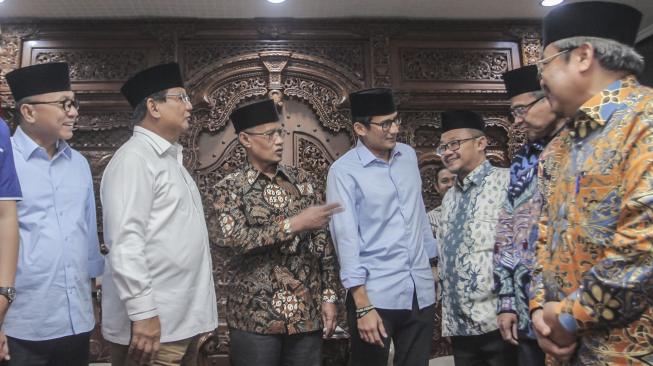 Prabowo - Sandiaga Tak Mau Contoh Jokowi Rekrut Ratusan Jubir