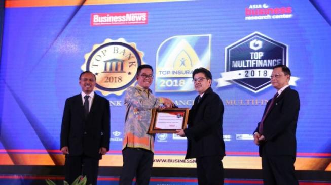 FIFGroup Raih 4 Penghargaan Multifinance Paling Top 2018