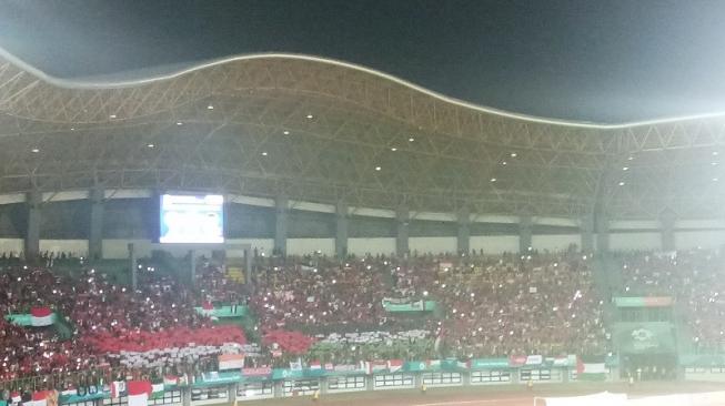 Timnas U-23 Tampil, Suporter di Patriot Juga Dukung Palestina