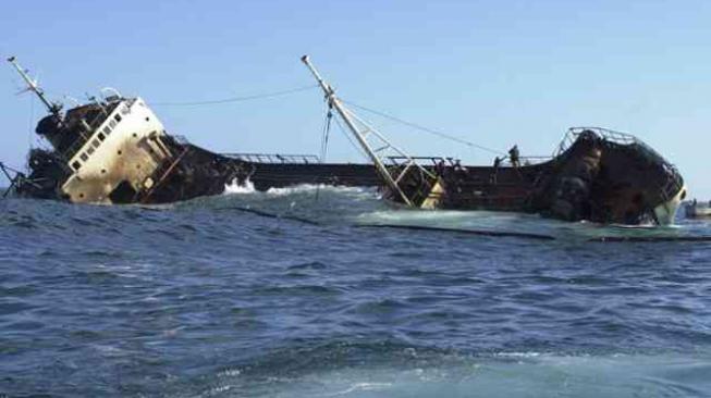 Kapal Feri Tenggelam di Perairan Maluku Utara, Angkut 42 Penumpang