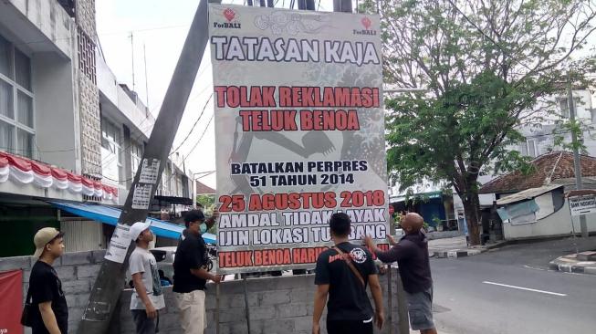 Tolak Reklamasi Teluk Benoa, Warga Bali Serentak Pasang Baliho