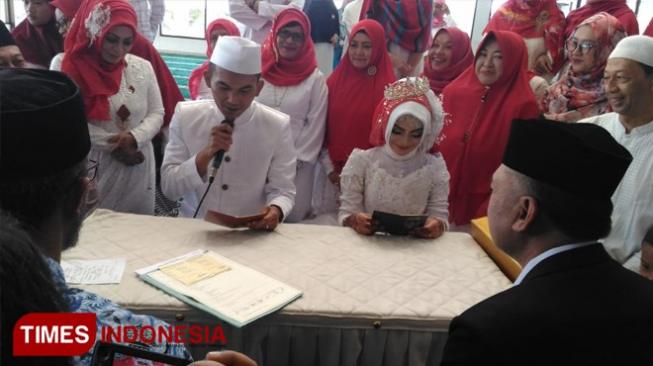 Nikah Tepat saat HUT ke-73 RI, Usai Akad Nyanyi Indonesia Raya